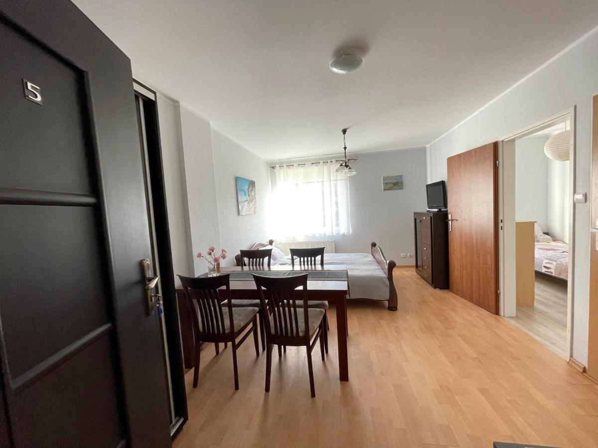 Habitación en casa particular Bursztyn
